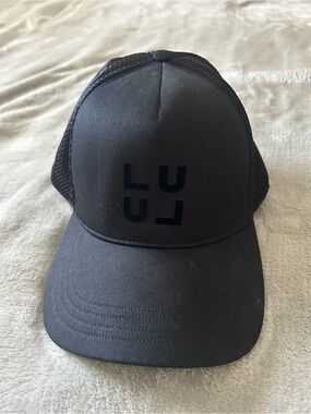 Black lululemon stack Hat